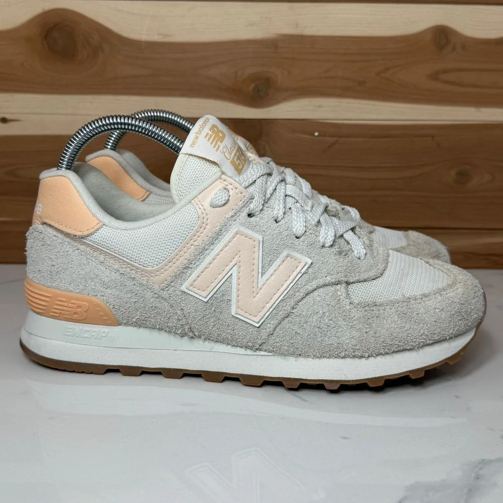 New Balance Sneakers 574 Calm Taupe WL574CS3‎ Women's Size 8.5/ Men's 7 - Picture 5 of 14